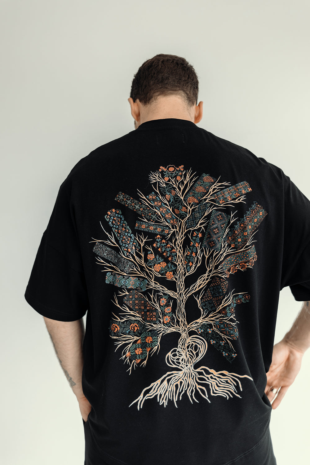 Футболка «Дерево життя» oversize чорна